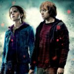 Hermione and Ron holding hands