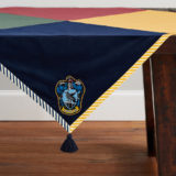 House crest table throw