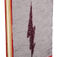 The lightening bolt can also be changed to red with a white background.