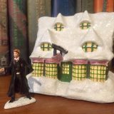 “HONEYDUKES™” Sweet Shop and “RON WEASLEY™” displayed in front of the hardback “Harry Potter” books