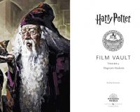 Focusing on the students in the film series, this volume includes concept art and a lot of behind-the-scenes photographs.