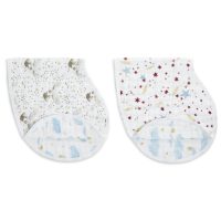 The aden + anais “Harry Potter” Burpy Bibs are made from 100% cotton with a Golden Snitch design on the reverse.
