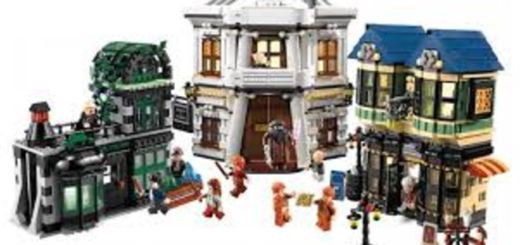 The Diagon Alley LEGO set is pictured.