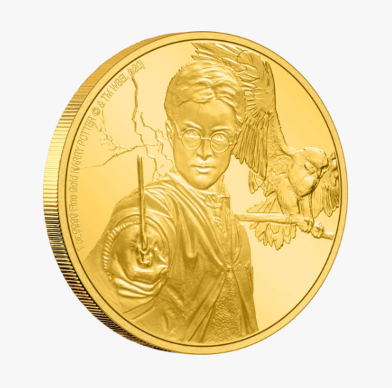 The 1 oz. Harry Potter Classic coin features Harry and Hedwig and retails for US$2,900.