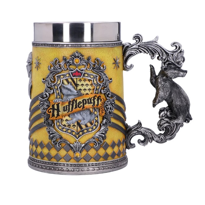 House-themed tankards have their respective House animals as their handles.