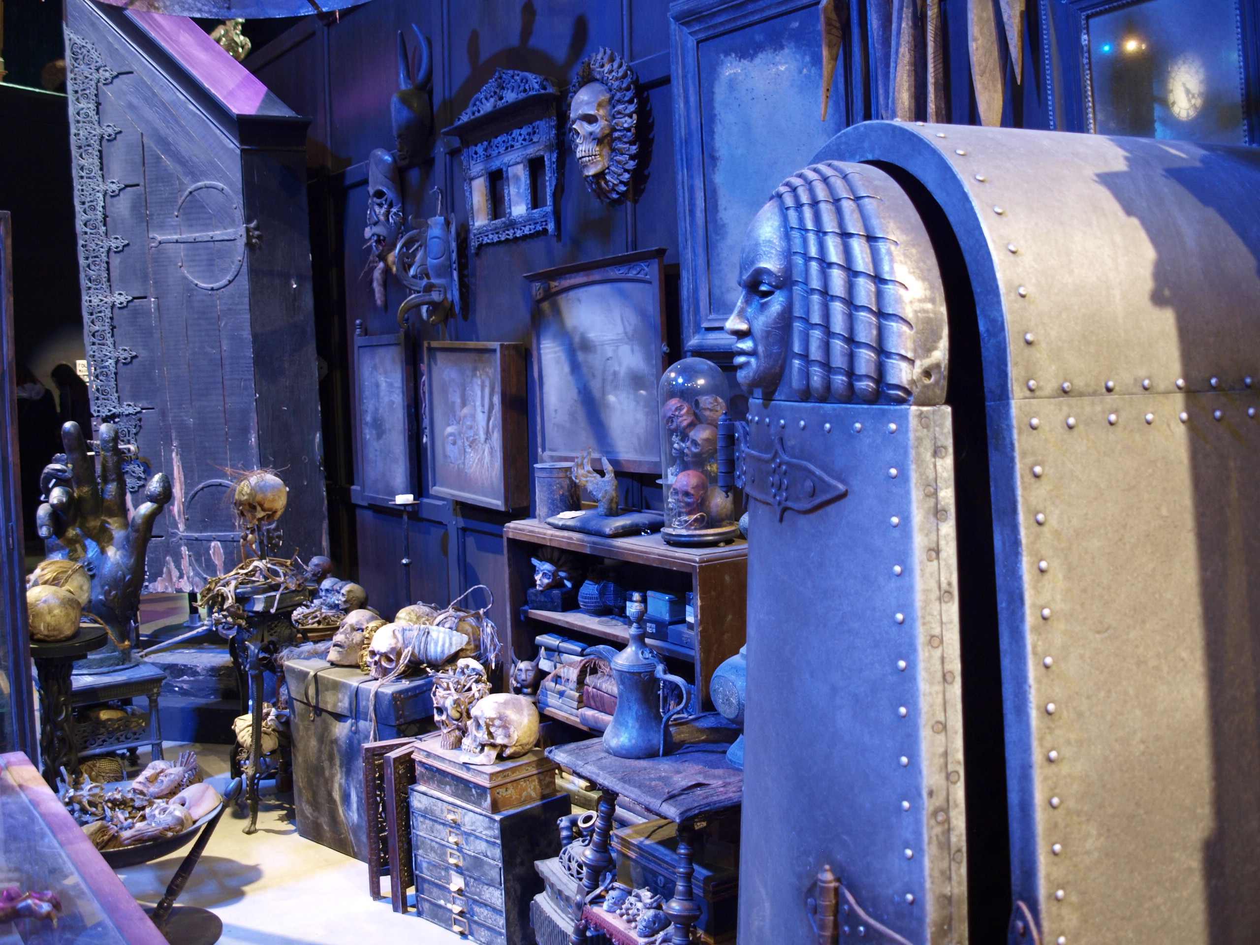 Warner Bros. Studio Tour Borgin and Burke Shop